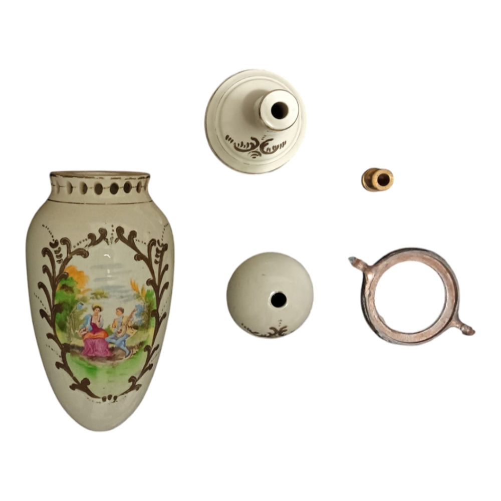 Antique Japanese Porclein Lamp